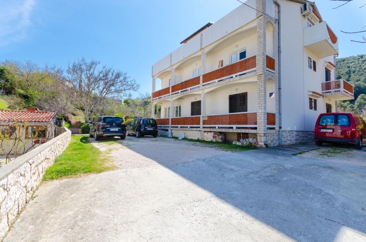 Apartments Luka Supetarska Draga Esterno foto